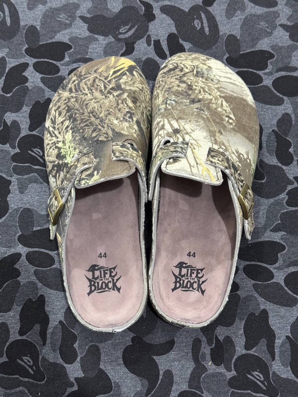 CLOGS ''REAL TREE'' LIGHT COLOR